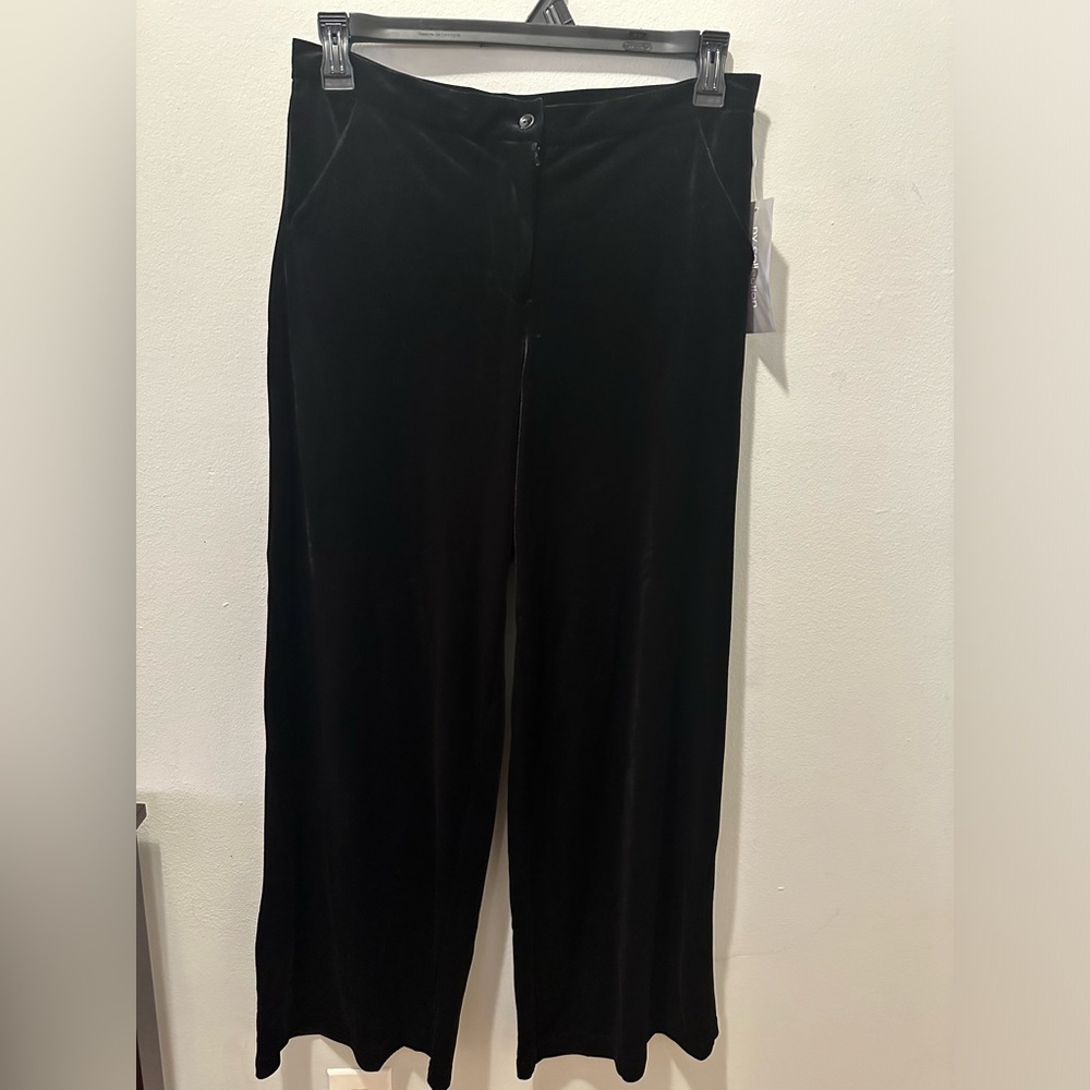 NY Collection Women’s Pants Black Vintage Velvet Stretch Zip 2 pocket Size 8